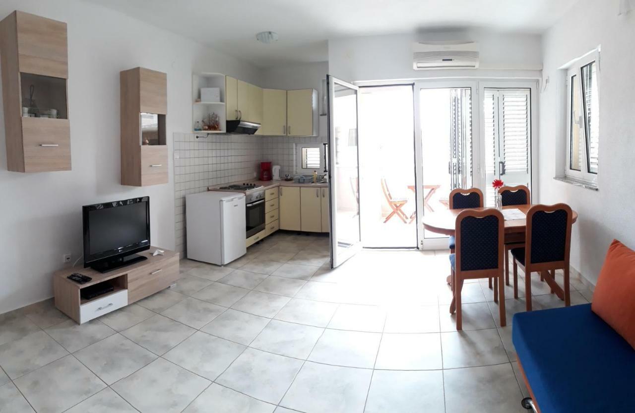 Apartments Golub Чезарица Экстерьер фото